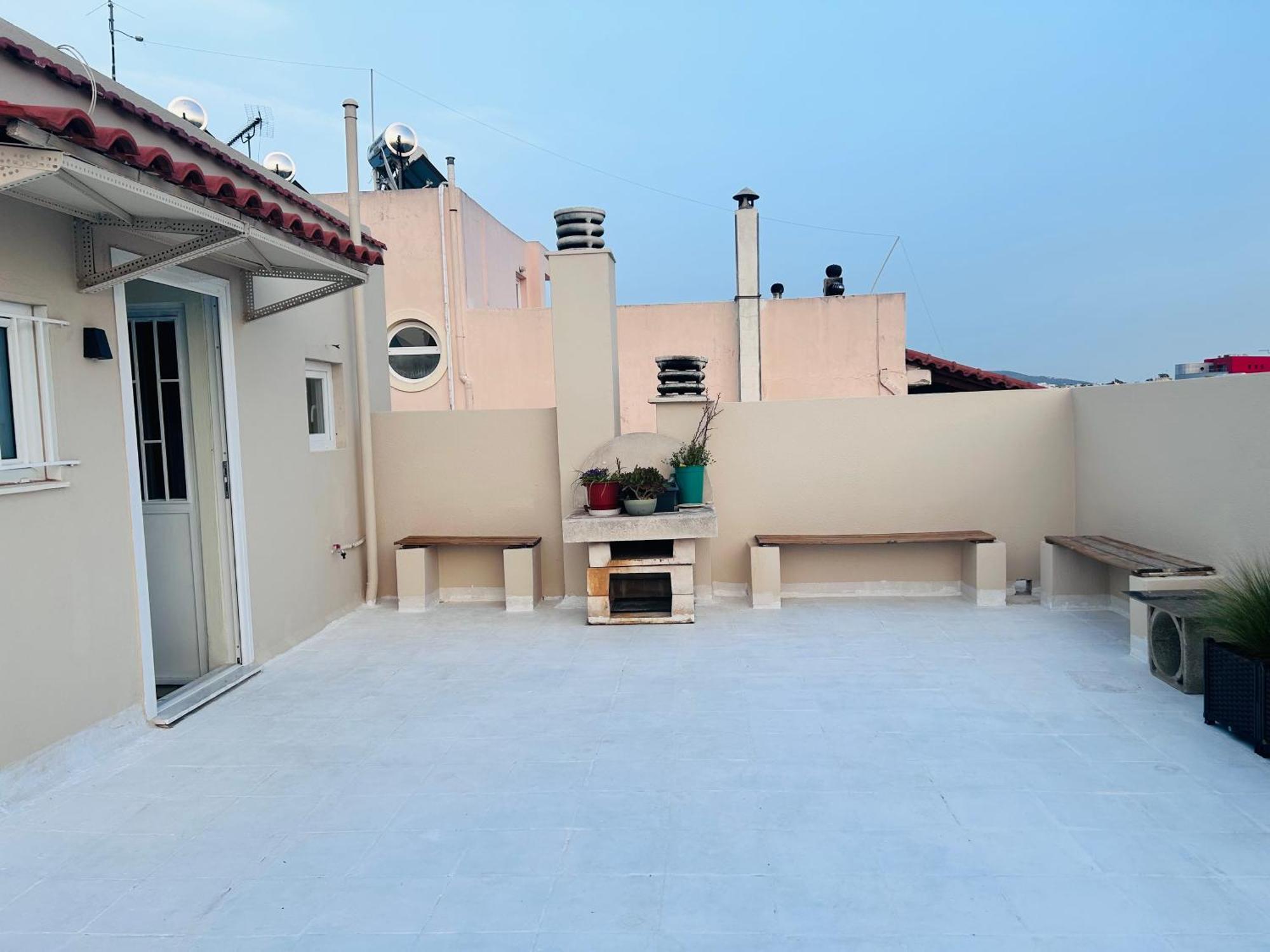 Floor Apartment *